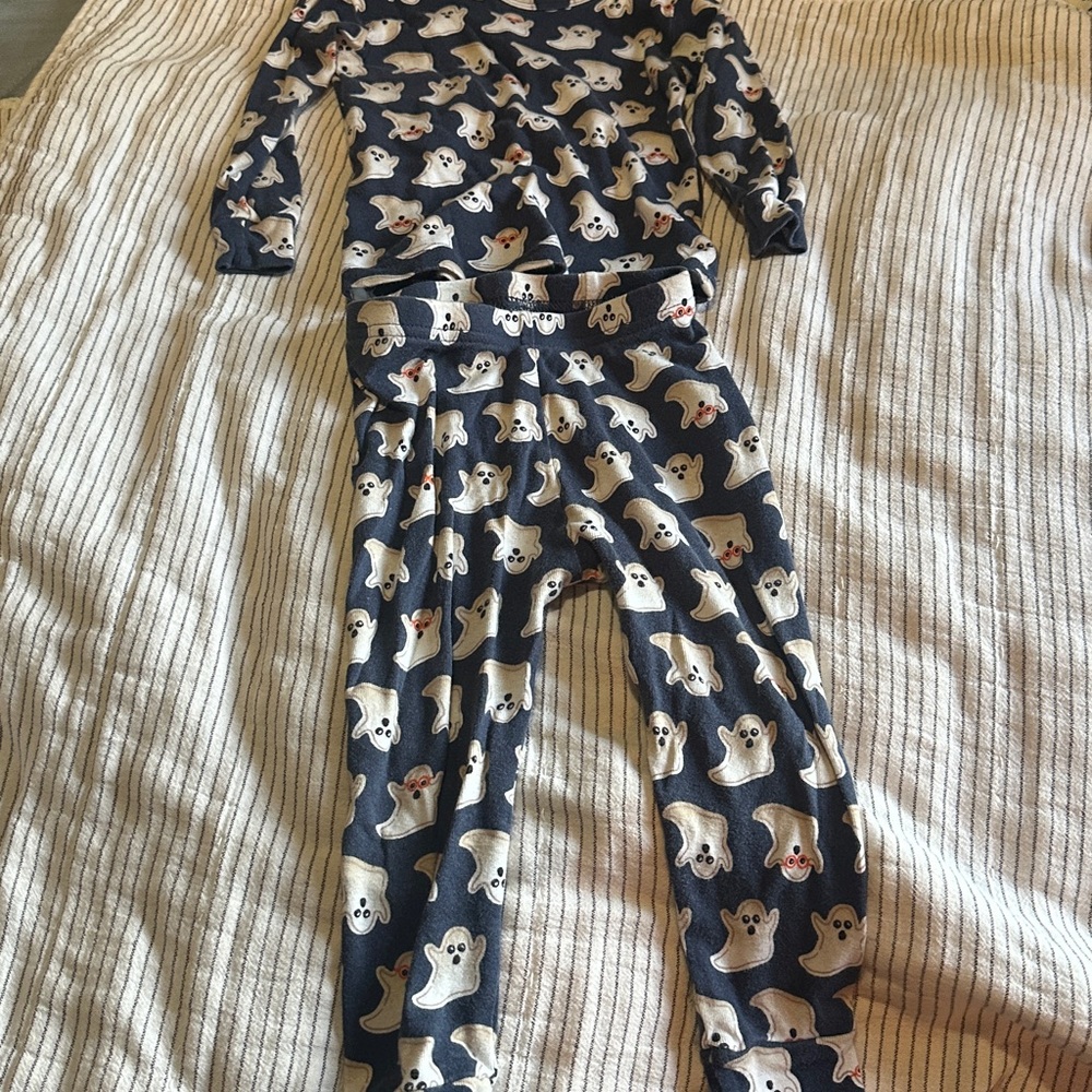 Gap Organic Cotton Halloween Ghost Pajamas